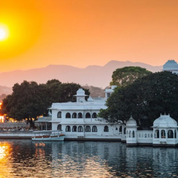 Udaipur Rajasthan Tour Packages - 04 Days - GANESH TRAVELZ
