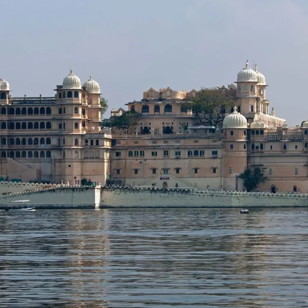 Udaipur Mount Abu Rajasthan Tour Package (3 Nights 4 Days) - WWW.GANESHTRAVELZ.COM